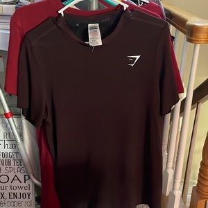 Gymshark men’s, Maroon.   small nylon and polyester T-shirt smoke free home